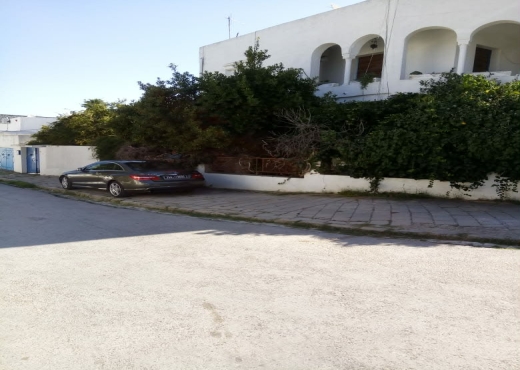 A vendre villa à renover Mutuelle ville - Bien immobilier à {"id":23,"country_id":219,"name":"TUNIS","slug":"tunis"} - Image 4 - Agence Immobilière New Way